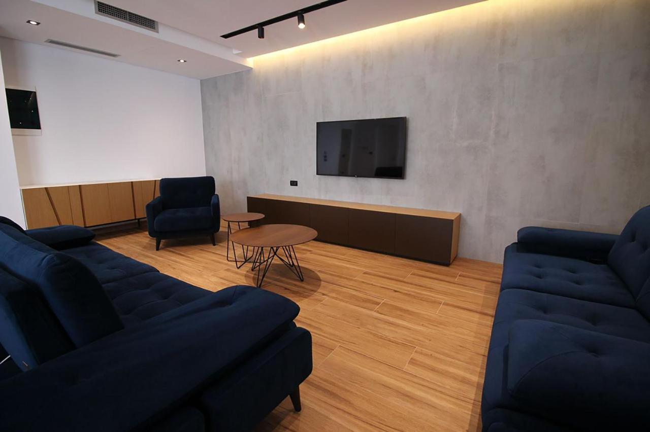 "The View" Luxury Apartments ซารานเดอ ภายนอก รูปภาพ