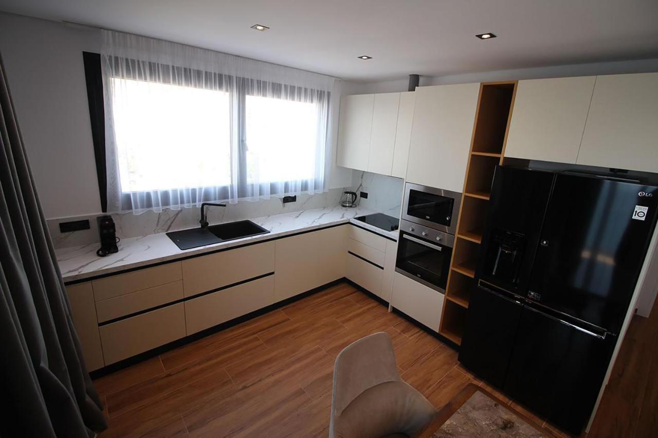 "The View" Luxury Apartments ซารานเดอ ภายนอก รูปภาพ